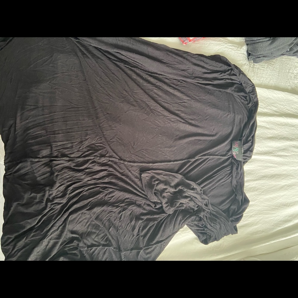 Black duster - Picture 2 of 3